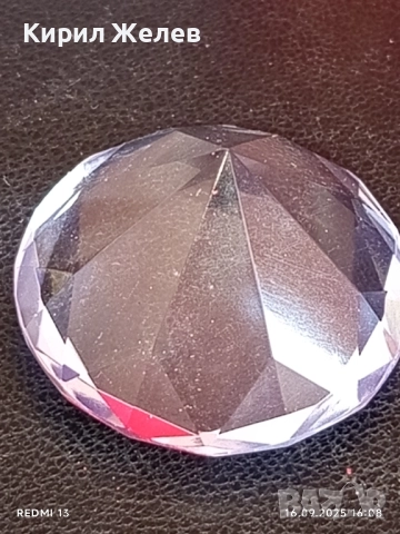 Преспасие от кристално стъкло с форма на диамант много красиво 48997, снимка 3 - Други ценни предмети - 51734372