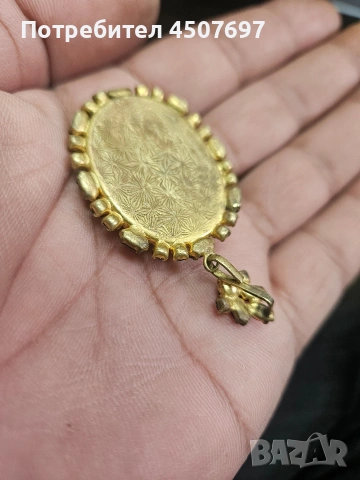 камея висулка с гранати, снимка 3 - Колиета, медальони, синджири - 53017511