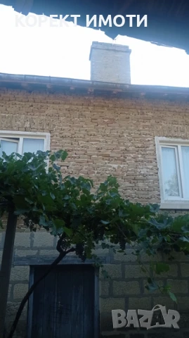 ПРОДАВА ТУХЛЕНА КЪЩА в село Новосел, снимка 14 - Къщи - 51395406
