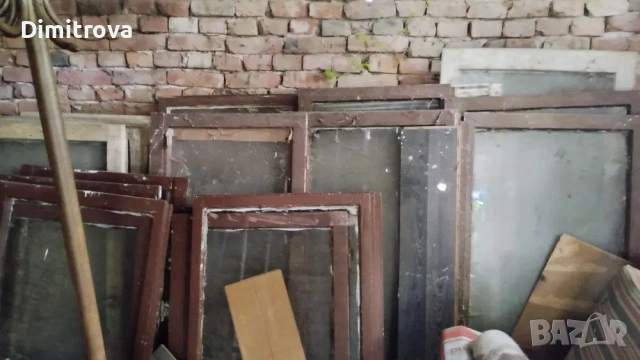 Подарявам стара дървена дограма