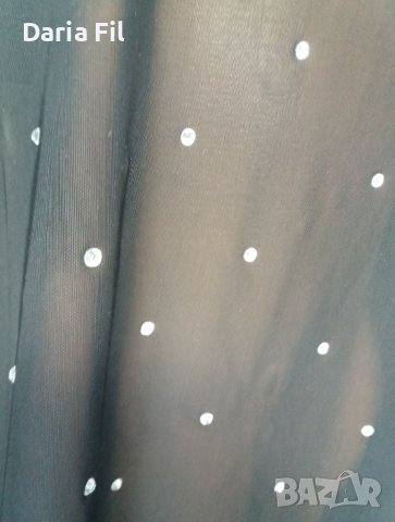 УНИКАЛНА черна шифонена блуза с полуполо яка - цялата обсипана със сребристи камъчета , снимка 2 - Тениски - 39390697