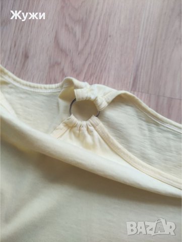 Готина дамска блузка М размер, снимка 4 - Тениски - 36843109