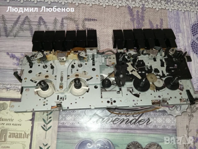 Механика за касетофон Hitachi Trk W350E, снимка 2 - Радиокасетофони, транзистори - 51197141