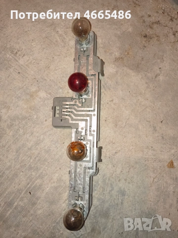 Платка Мерцедес W124 Заден ляв стоп