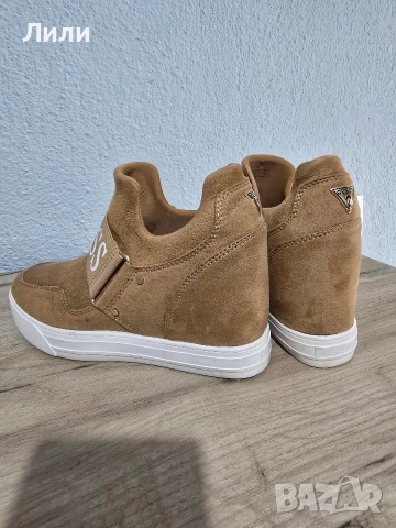 Сникърси Guess размер 38, снимка 9 - Дамски ежедневни обувки - 53481947