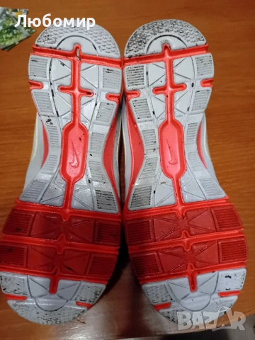 Маратонки NIKE номер 41, снимка 6 - Маратонки - 53490609