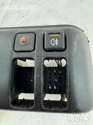 Панел с бутон за мъгла за Вектра А Opel Vectra A 90269 733, снимка 2 - Части - 48759929