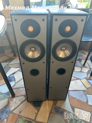 2броя колони YAMAHA NS -200