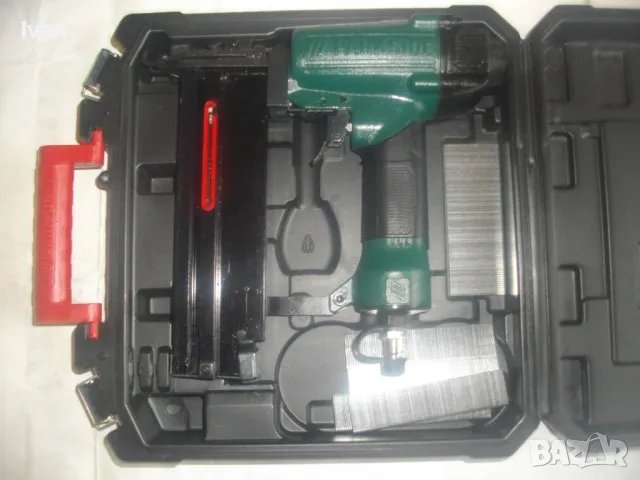 НОВ КОМБИНИРАН СКОБИ ПИРОНИ 50мм ПНЕВМАТИЧЕН ТАКЕР PARKSIDE 2020 година, снимка 5 - Други инструменти - 49651740