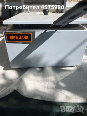 Електрически фритюрник професионарен, снимка 5 - Фритюрници - 51493663