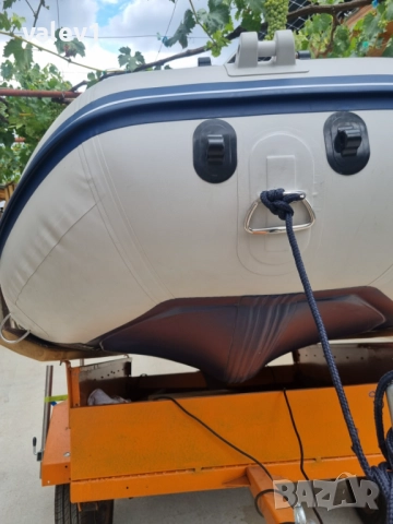 Лодка Honda Т30 с двигател Honda 6hp, снимка 5 - Воден транспорт - 51432475