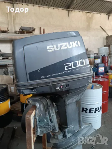 Продавам извънб. д-л SUZUKI 200HP, внос от Италия,  работещ, със спукано торпедо. Може и за части., снимка 3 - Воден транспорт - 47434508