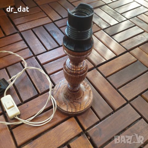 Стара настолна лампа 