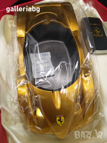 Пепелник кола Ferrari със запалка ключодържател , снимка 3 - Арт сувенири - 44879808