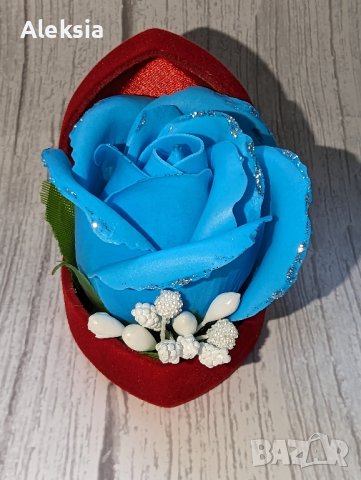 Промо бюджетен подарък с вечни рози 14 февруари 8 март свети Валентин роза букет цвете сапунени, снимка 10 - Ръчно изработени сувенири - 39316129