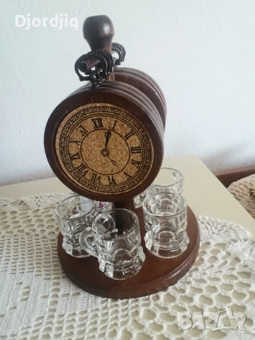 Сервиз за ракия с поставка, снимка 2 - Сервизи - 52676198