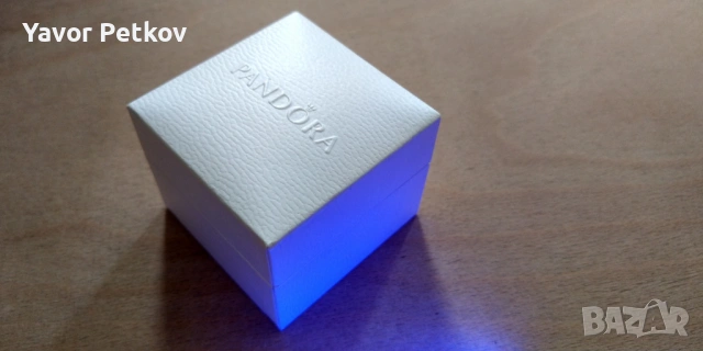 Оригинална опъковъчна PANDORA чантичка и кутийки., снимка 7 - Бижутерийни комплекти - 53579536