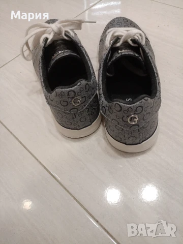 Кецове Guess, снимка 4 - Маратонки - 51407557