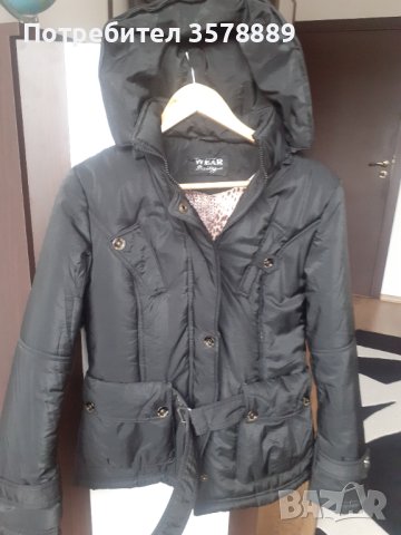 Дамско яке с качулка