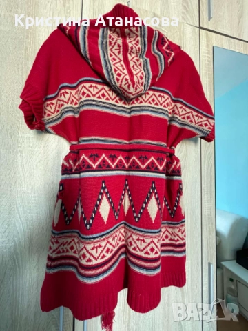 🎅 Дамска плетена жилетка с коледни национални елементи, снимка 2 - Жилетки - 52478897