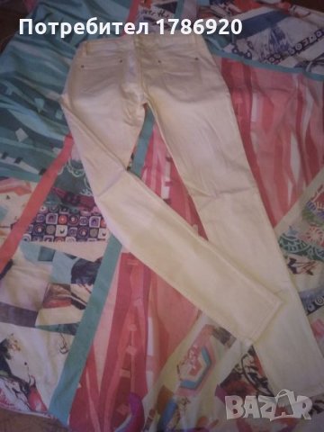 Светли дънки, снимка 4 - Дънки - 26680767