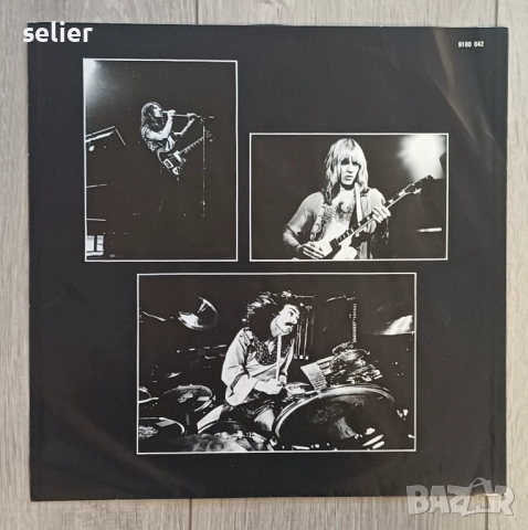 На феновете на RUSH предлагам тази плоча в перфектно състояние: Rush ‎– A Farewell To Kings Издание , снимка 4 - Грамофонни плочи - 52395983