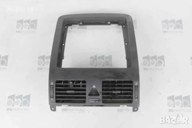 Централна конзола с духалки за Volkswagen Touran I (2003-2010)