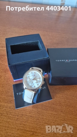 Дамски часовник Tommy Hilfiger, снимка 2 - Дамски - 52130420