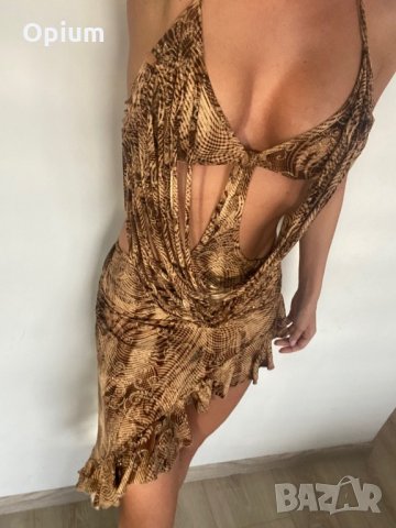 Уникална рокля