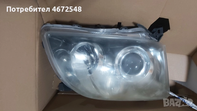 Фар десен оргинален с ксенон за Toyota Avensis t25