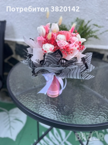 Нежен подарък от вечни ароматни сапунени цветя , снимка 2 - Декорация за дома - 52319554