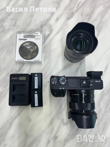 Sony A6300 + обективи и пълно оборудване