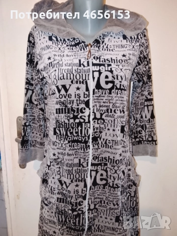 ДАМСКА ПЛЮШЕНА РОКЛЯ с КАЧУЛКА - размер М , снимка 2 - Рокли - 52598308