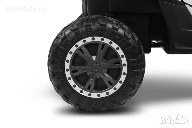 Офроуд акумулаторен автомобил AXEL – Бял, 4x4, с дистанционно и LED, снимка 12 - Детски велосипеди, триколки и коли - 49977029