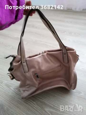 продавам  чанта, снимка 3 - Чанти - 47639363