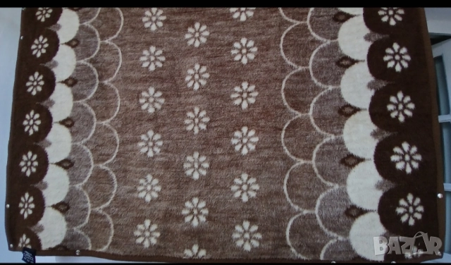 Вълнени двулицеви одеала., снимка 14 - Олекотени завивки и одеяла - 50885528