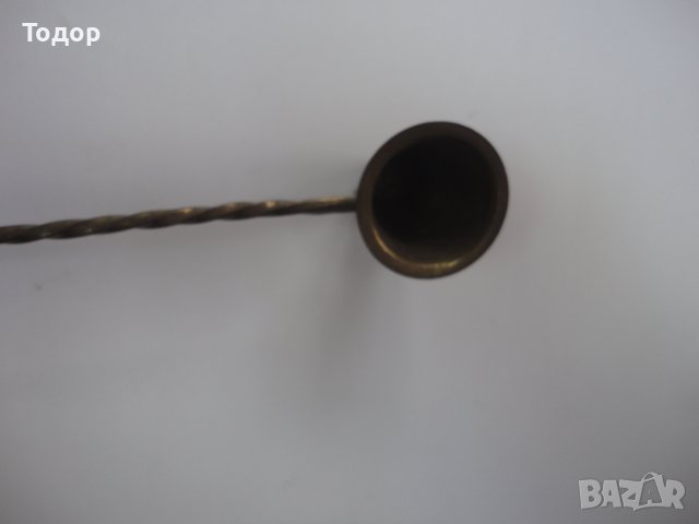 Бронзов гасител за свещи , снимка 3 - Антикварни и старинни предмети - 43253937