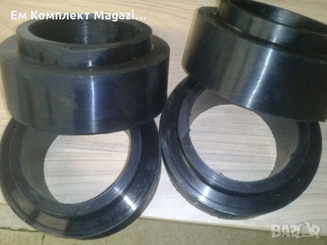 Тампони подложки задни пружини RAV 4 II 2000- Продава Ем Комплект