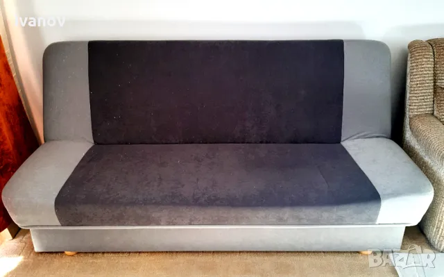 Разтегателен диван