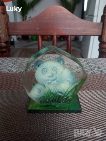 Продавам  старина,малка стъклена пластика.Размерите са на снимките., снимка 1