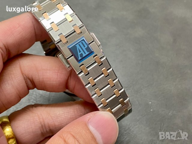 Дамски часовник Audemars Piguet Royal Oak Ladies с швейцарски механизъм, снимка 8 - Дамски - 43697532