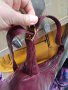 Малка чанта в бордо с регулираща дръжка, снимка 5