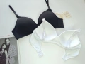 Гладък сутиен в бял и черен цвят /чашка B/, снимка 4