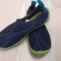 обувки за вода, речни и морски спортове, снимка 2 - Детски обувки - 28461563