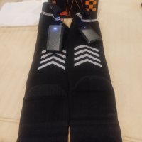 Затоплящи чорапи на батерии USB, черни, снимка 2 - Спортни дрехи, екипи - 43885402