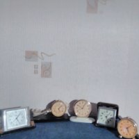Стари часовници 3броя,,SLAVA"  сделано в СССР , снимка 1 - Антикварни и старинни предмети - 36937418