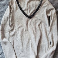 Блуза за всеки ден, снимка 1 - Блузи с дълъг ръкав и пуловери - 40712225