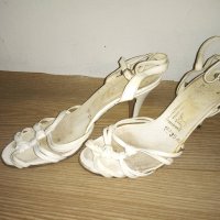 Обувки, снимка 3 - Дамски обувки на ток - 37001337