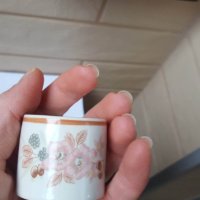 8 бр. Красиви порцеланови пръстени за салфетки от Корея, снимка 2 - Антикварни и старинни предмети - 39478468