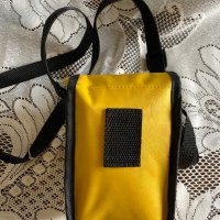 Чанта малка, жълта, PAUL&SHARK, снимка 2 - Чанти - 37967242